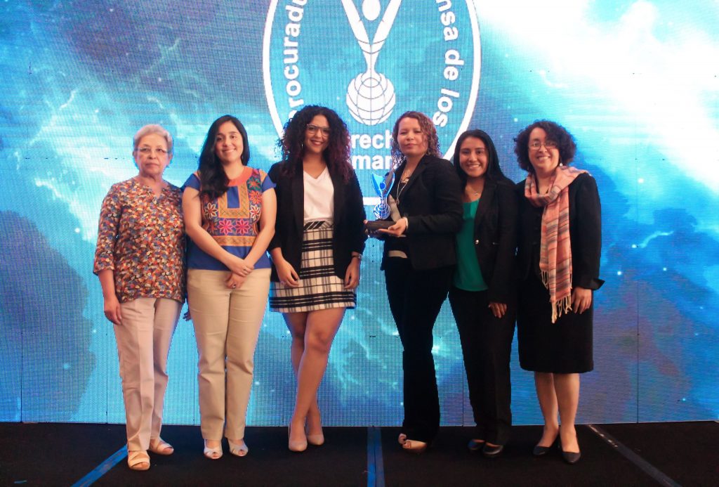 Fundasil recibe reconocimiento en El Salvador